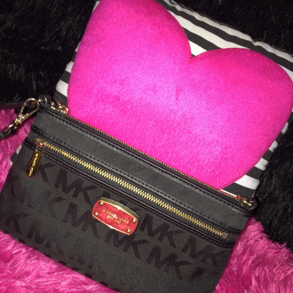 🌺Michael Kors Wristlet🌺